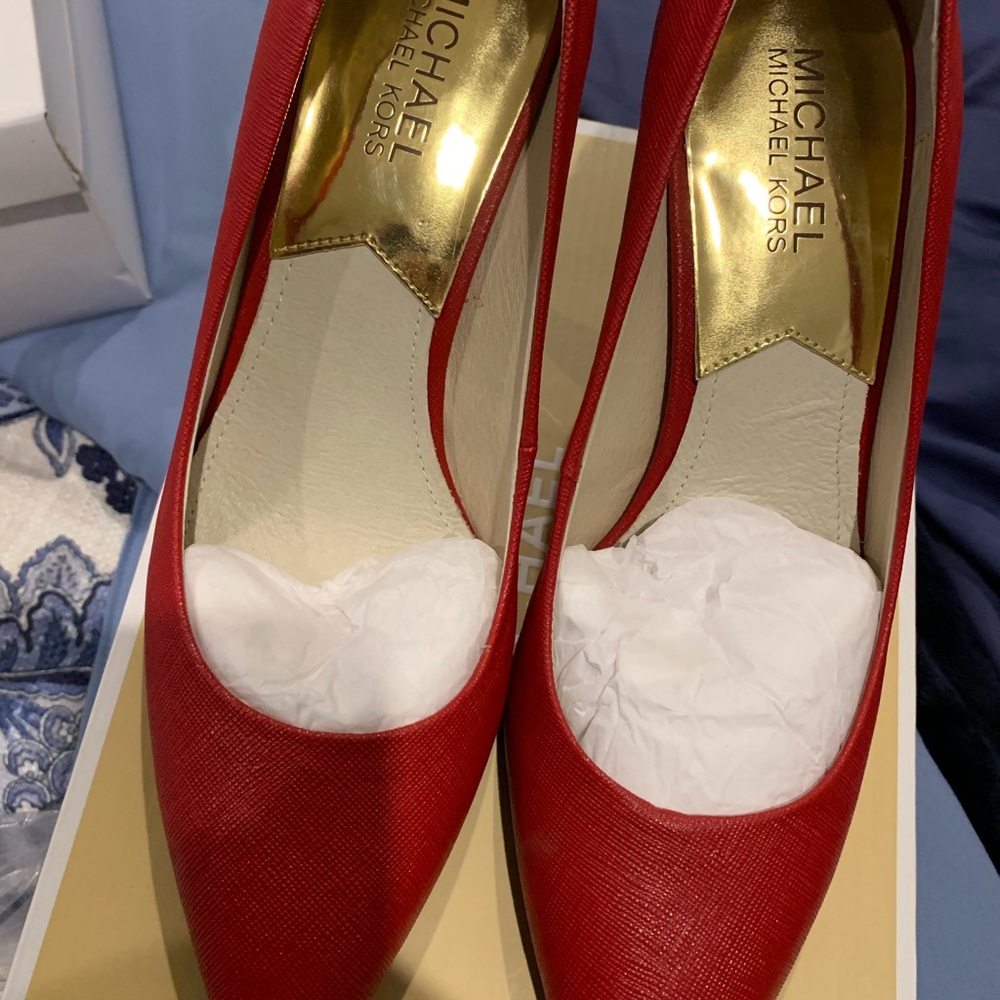 Red Michael Kors pump